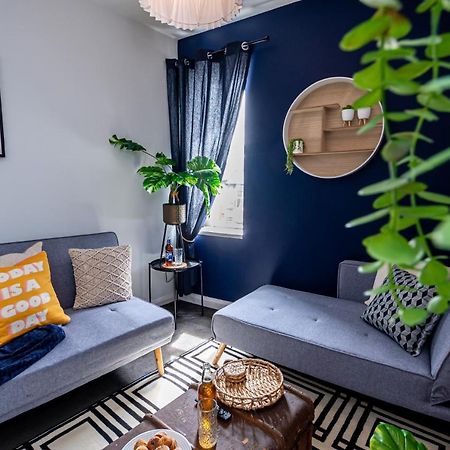 Flat 5, Super King Bed, Free Parking, Workspace, Free Wi-Fi Nottingham Buitenkant foto