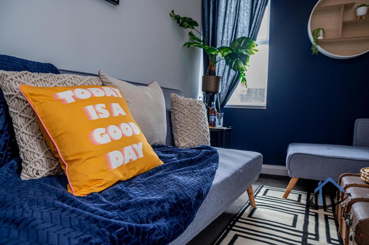 Flat 5, Super King Bed, Free Parking, Workspace, Free Wi-Fi Nottingham Buitenkant foto